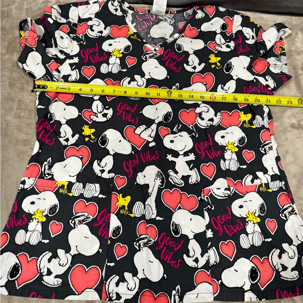 Peanuts Snoopy Scrub Top - Picture 6 of 6